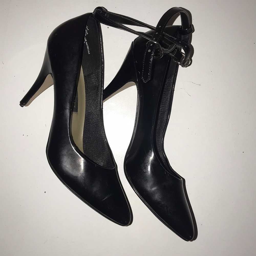 Shoes - Picture 2 of 3